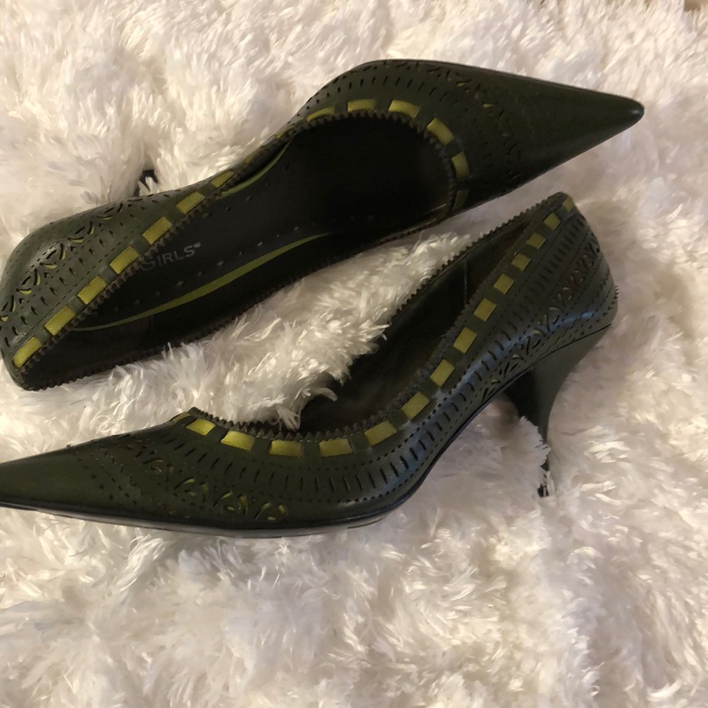 BCBGirls Pumps